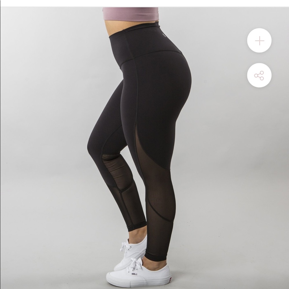 Buff bunny Spicy Leggings